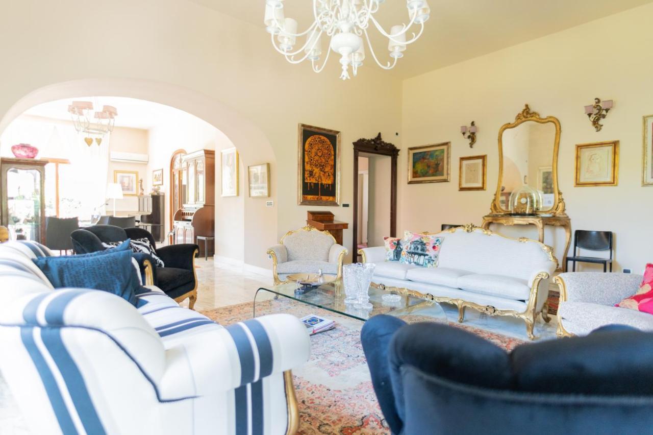 Villa Luisa Bari Eksteriør billede