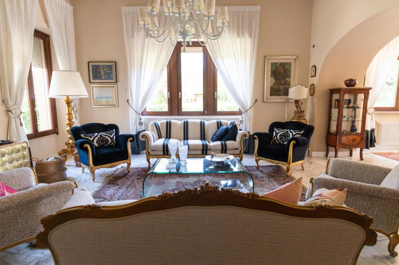 Villa Luisa Bari Eksteriør billede